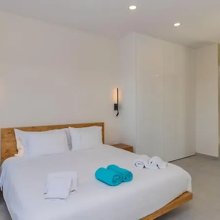 Ocean View 1111 Retreat Villa