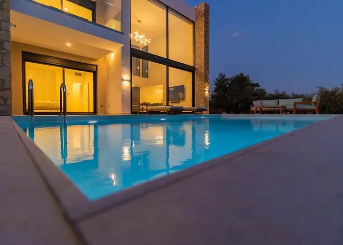 Ocean View 1111 Retreat Villa