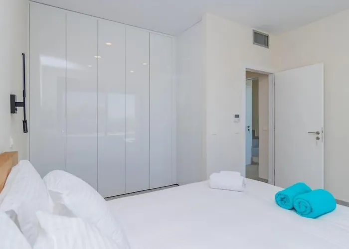 Ocean View 1111 Retreat *