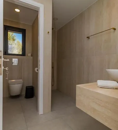 Ocean View 1111 Retreat Villa